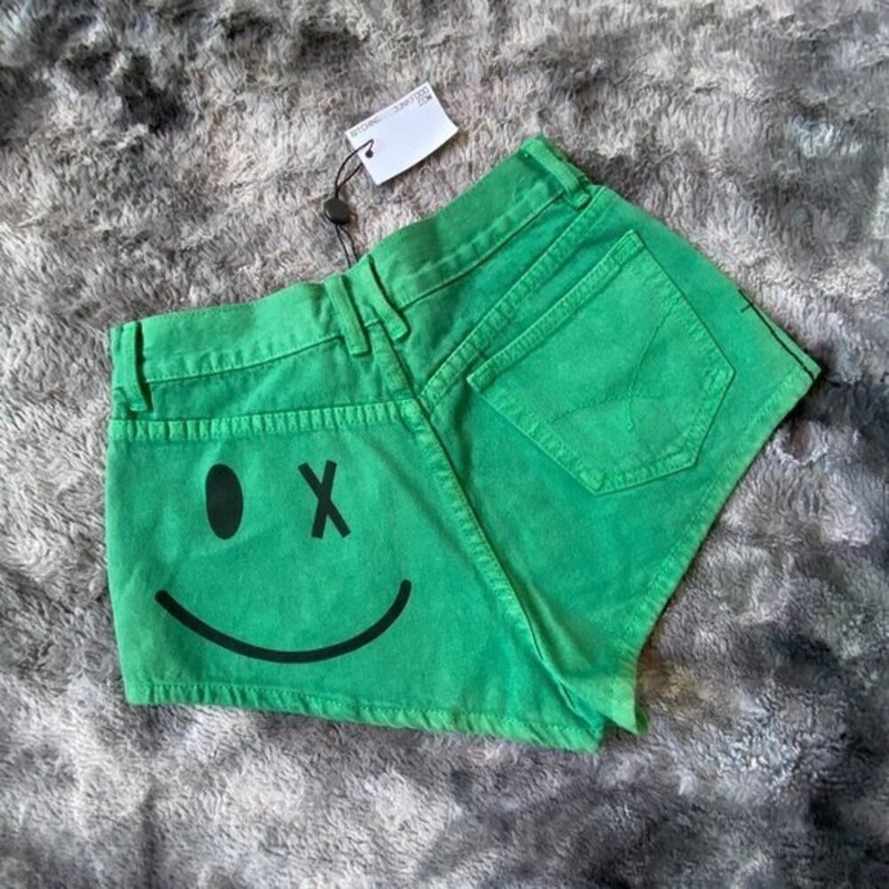Bitching & Junkfood Winky Shorts
